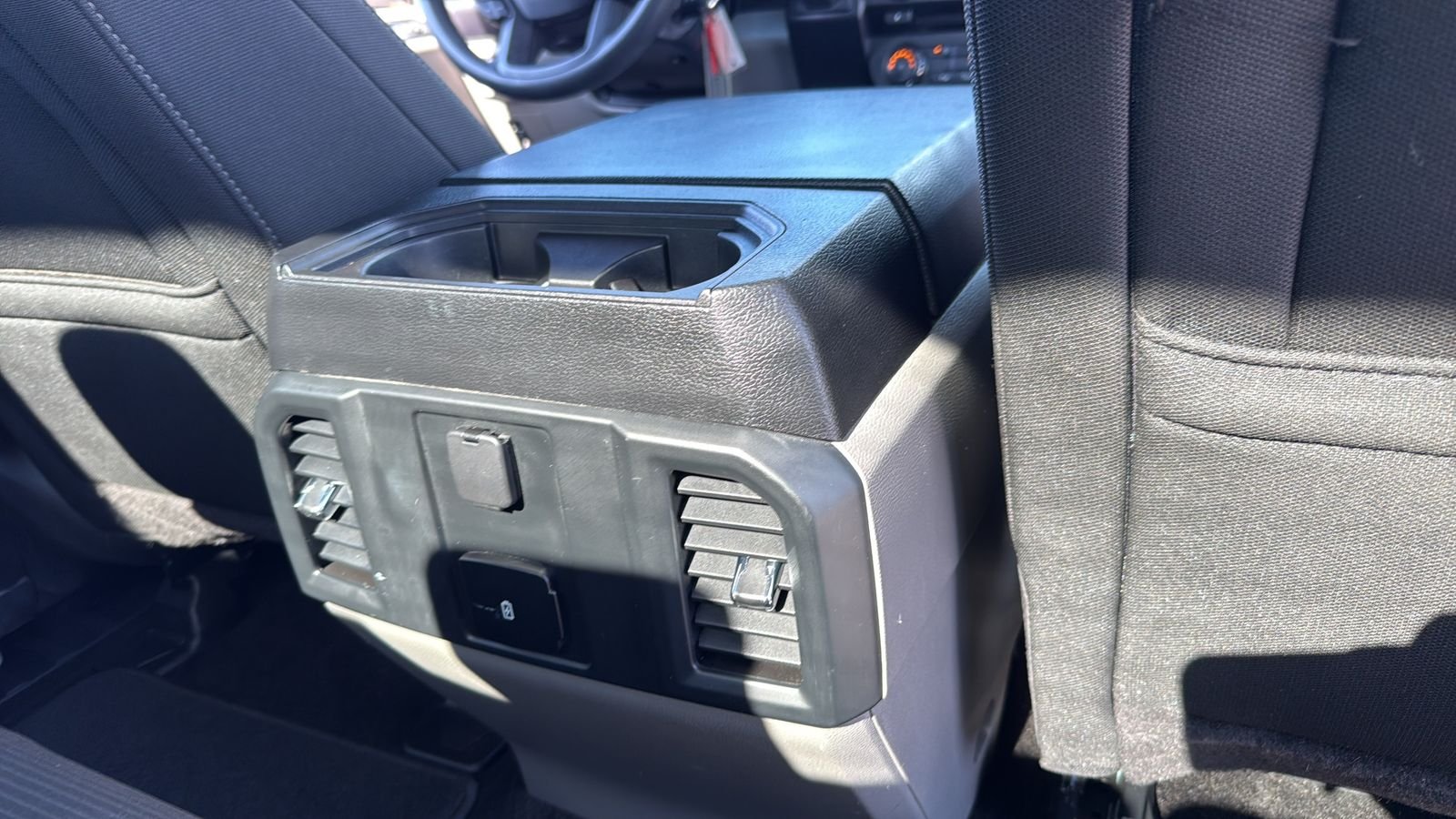 Used 2018 Gray Ford XL image 27