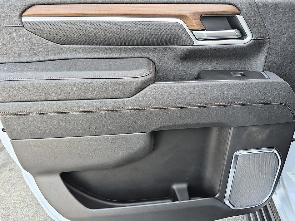 2026 Chevrolet Silverado 2500 HD High Country - Photo 29
