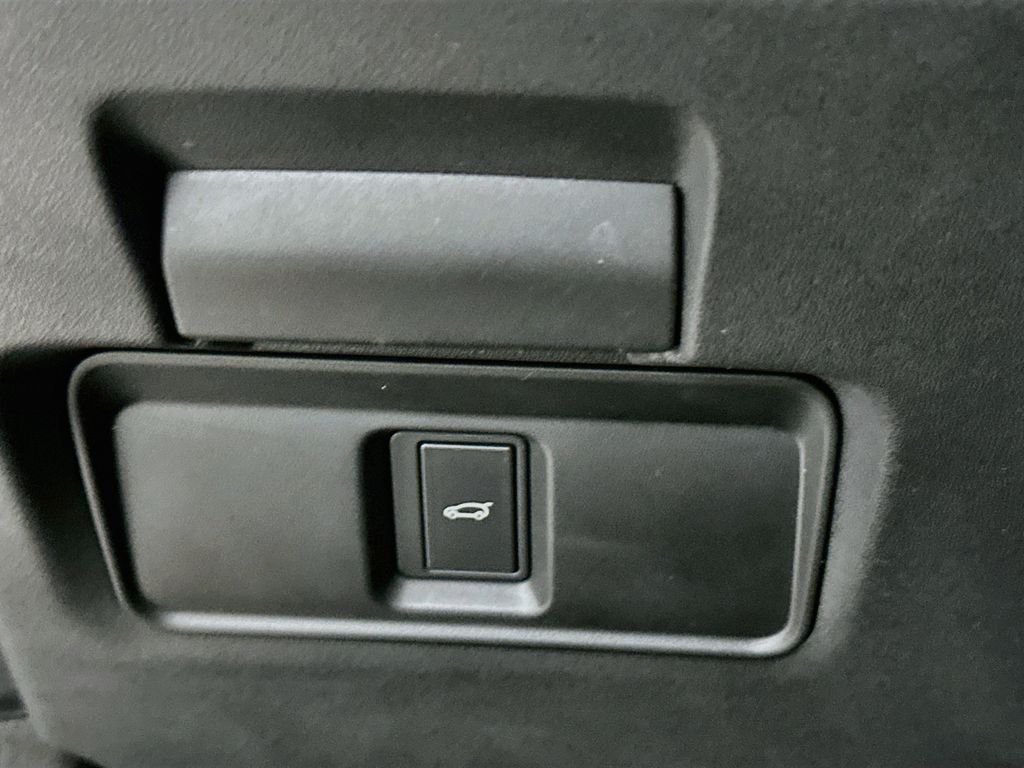 Certified Used 2025 White Land Rover S image 11