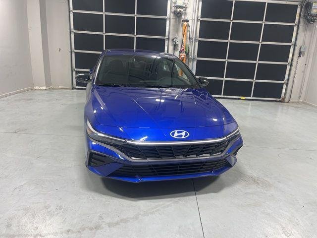 New 2026 Blue Hyundai SEL Sport image 2