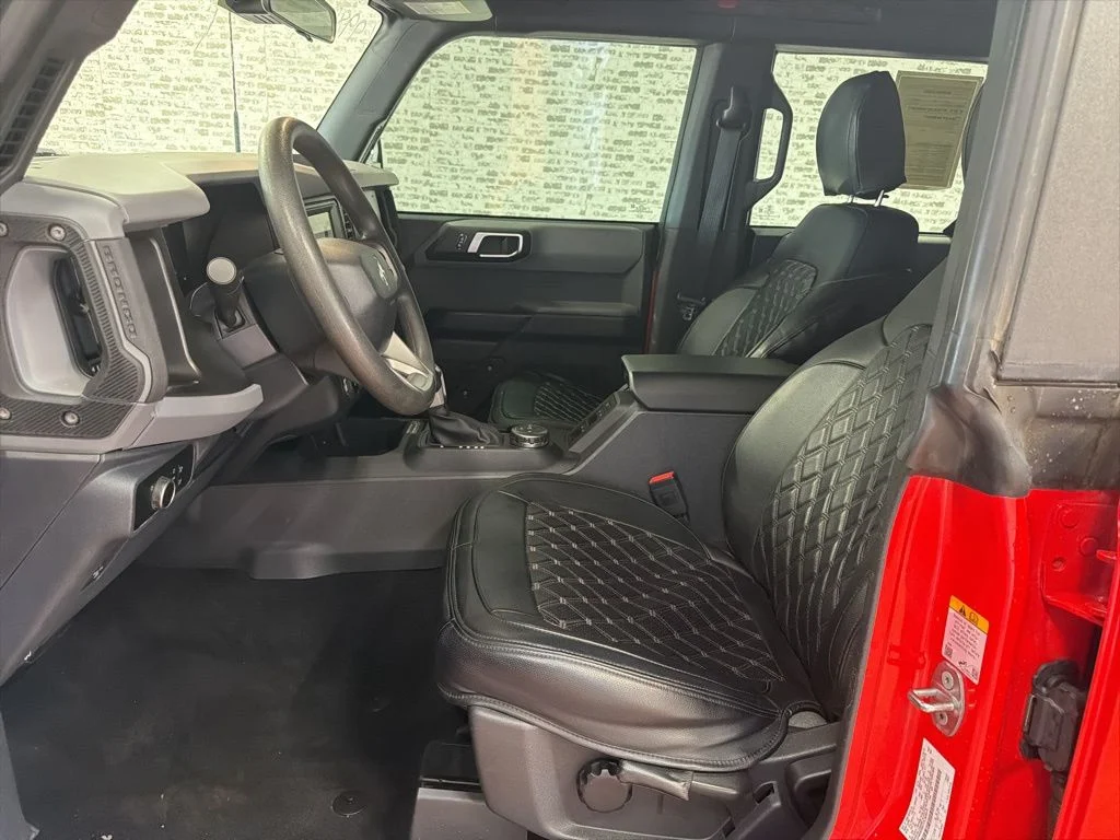 Used 2023 Red Ford Base image 23