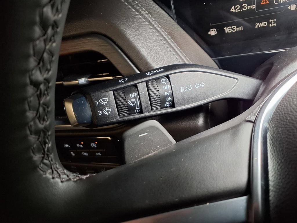 2025 GMC Yukon XL Denali - Photo 9