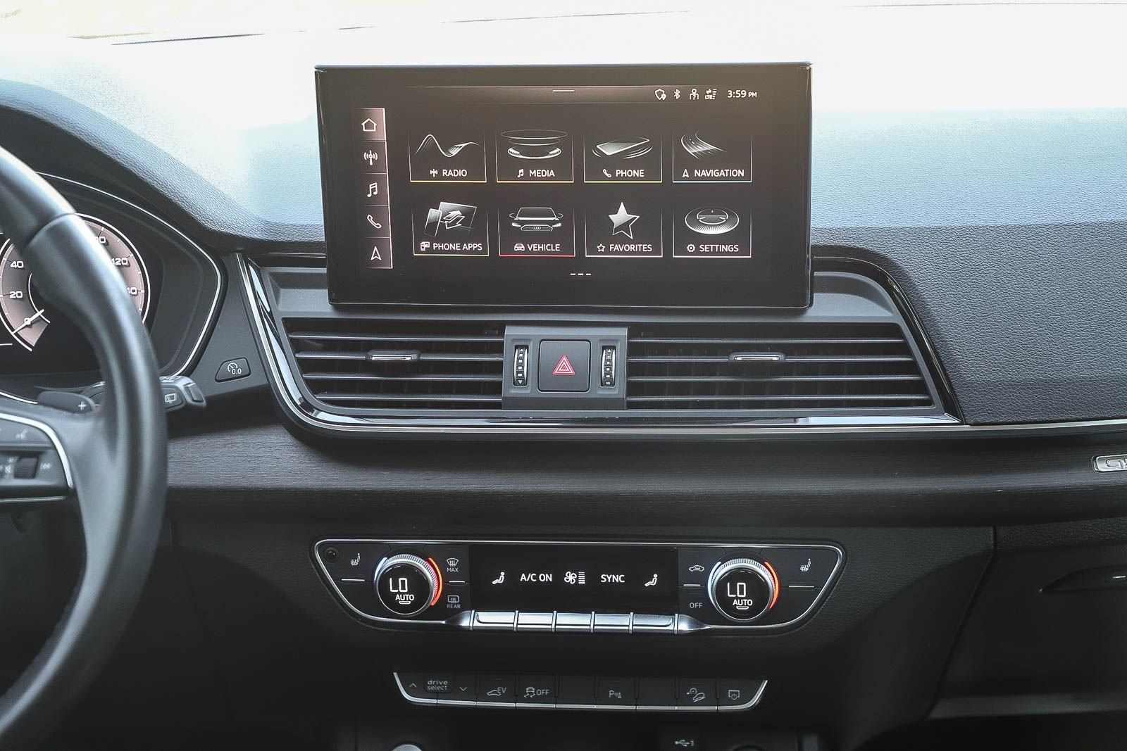 Used 2022 Silver Audi  image 13