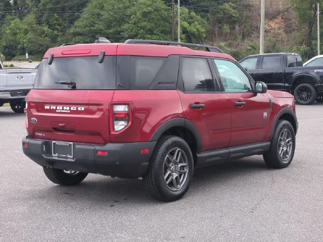 Used 2025 Red Ford Big Bend image 5