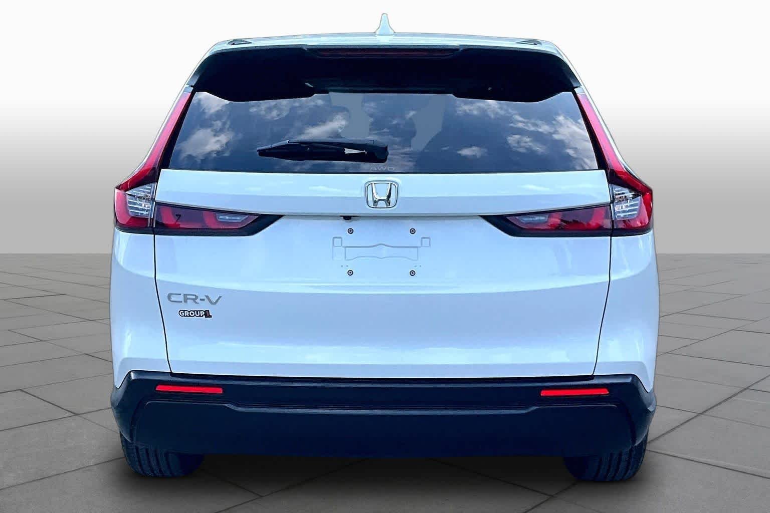 Used 2025 Platinum White Pearl Honda EX image 5