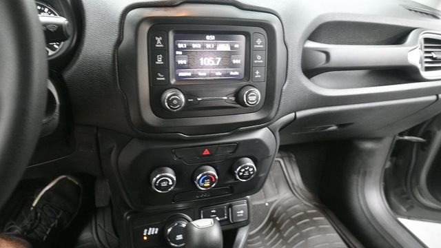 Used 2020 Gray Jeep Sport image 19