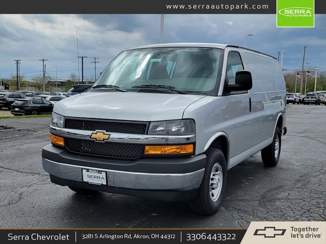 2026 Chevrolet Express 2500 Work Van HD's photo