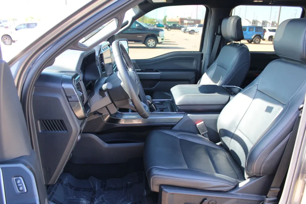Used 2023 Gray Ford XLT image 6