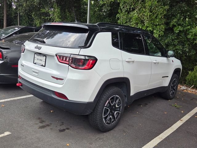 Used 2024 White Jeep Trailhawk image 3