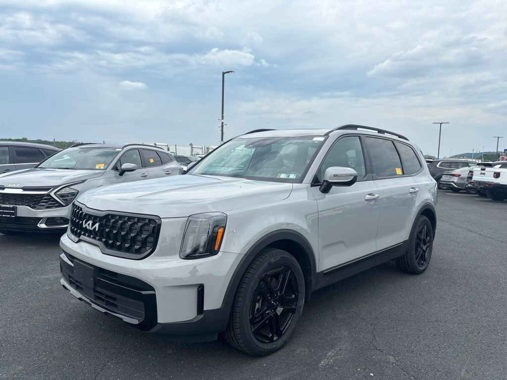 Used 2024 Gray Kia EX X-Line image 7