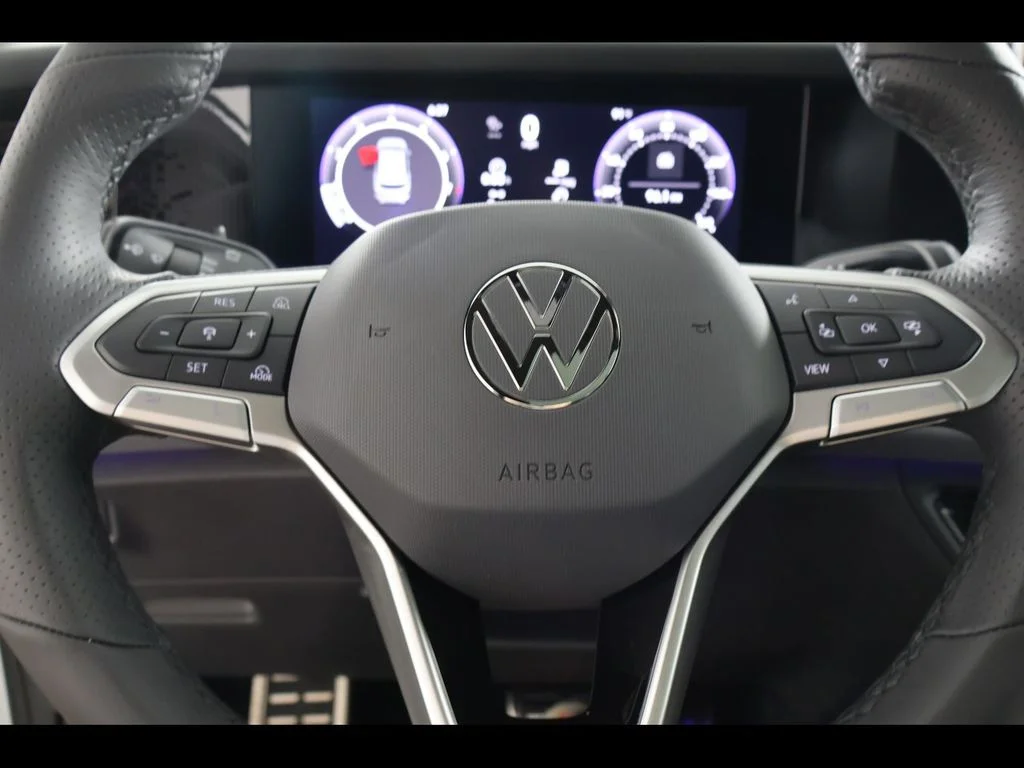 New 2026 White/off-white Volkswagen SE R-Line Black image 20