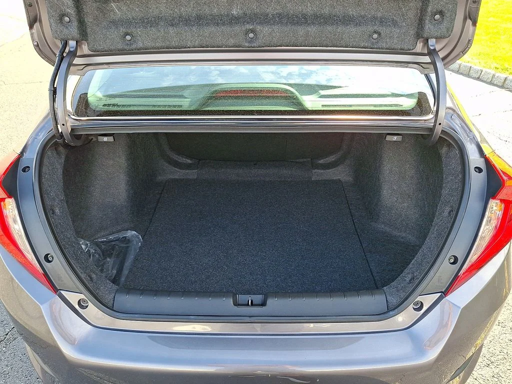 2021 Honda Civic Touring - Photo 30