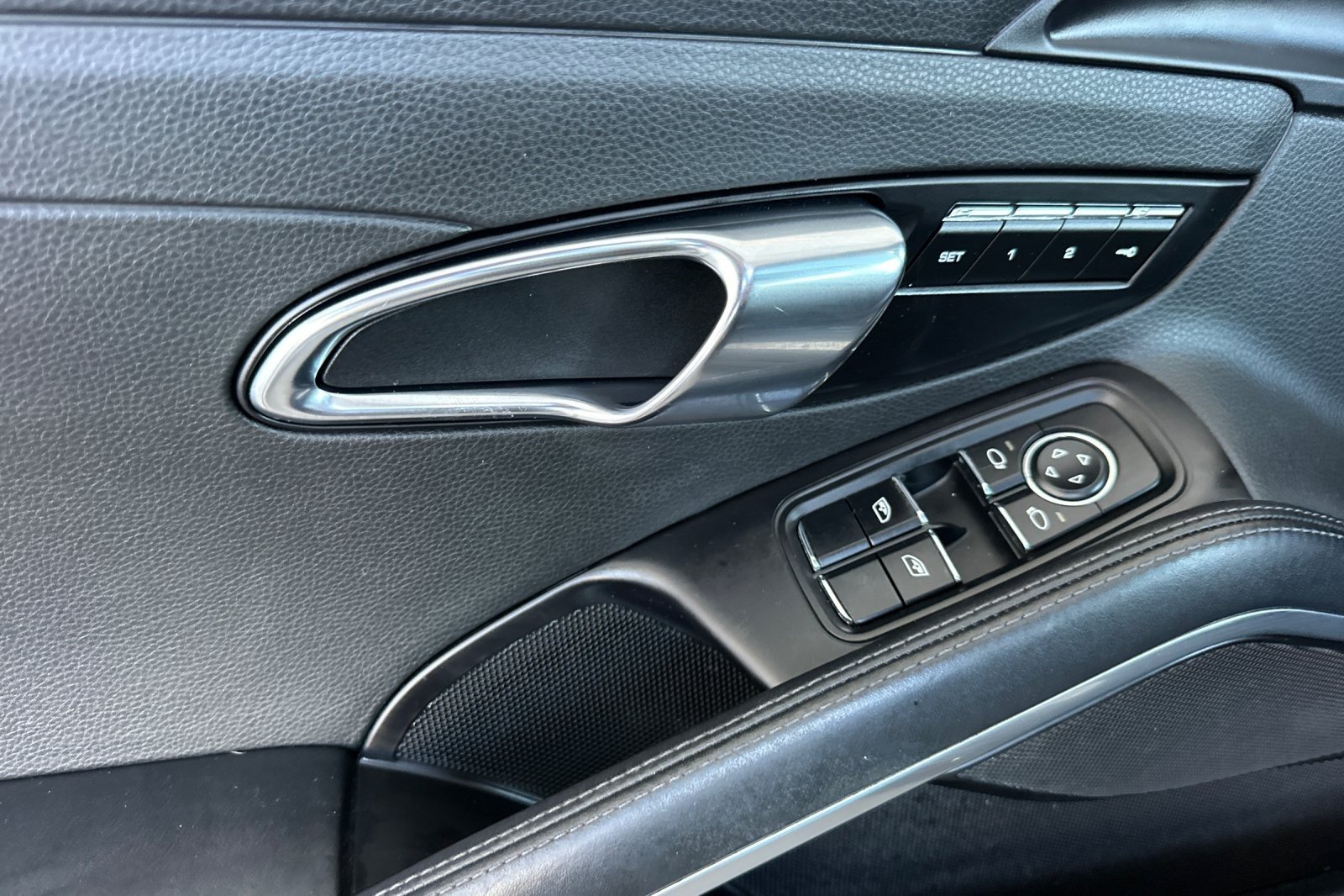 Used 2018 BLACK Porsche Carrera S image 10