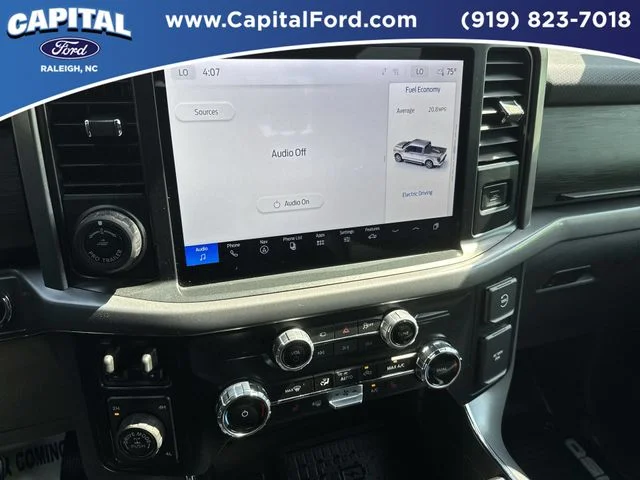Used 2025 Blue Ford XLT image 26