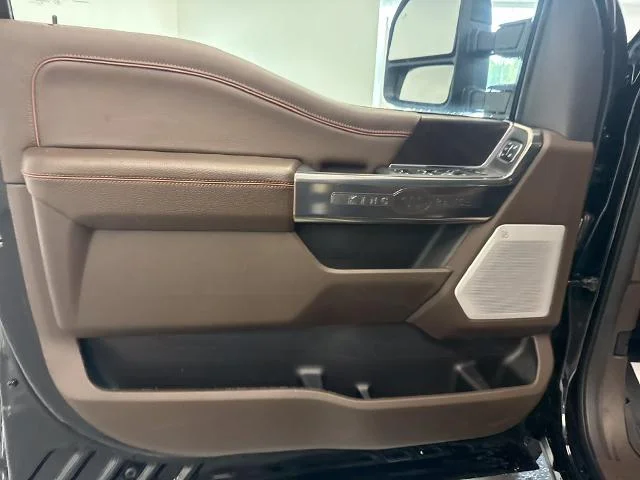 New 2026 Agate Black Metallic Ford F-350® King Ranch® image 32