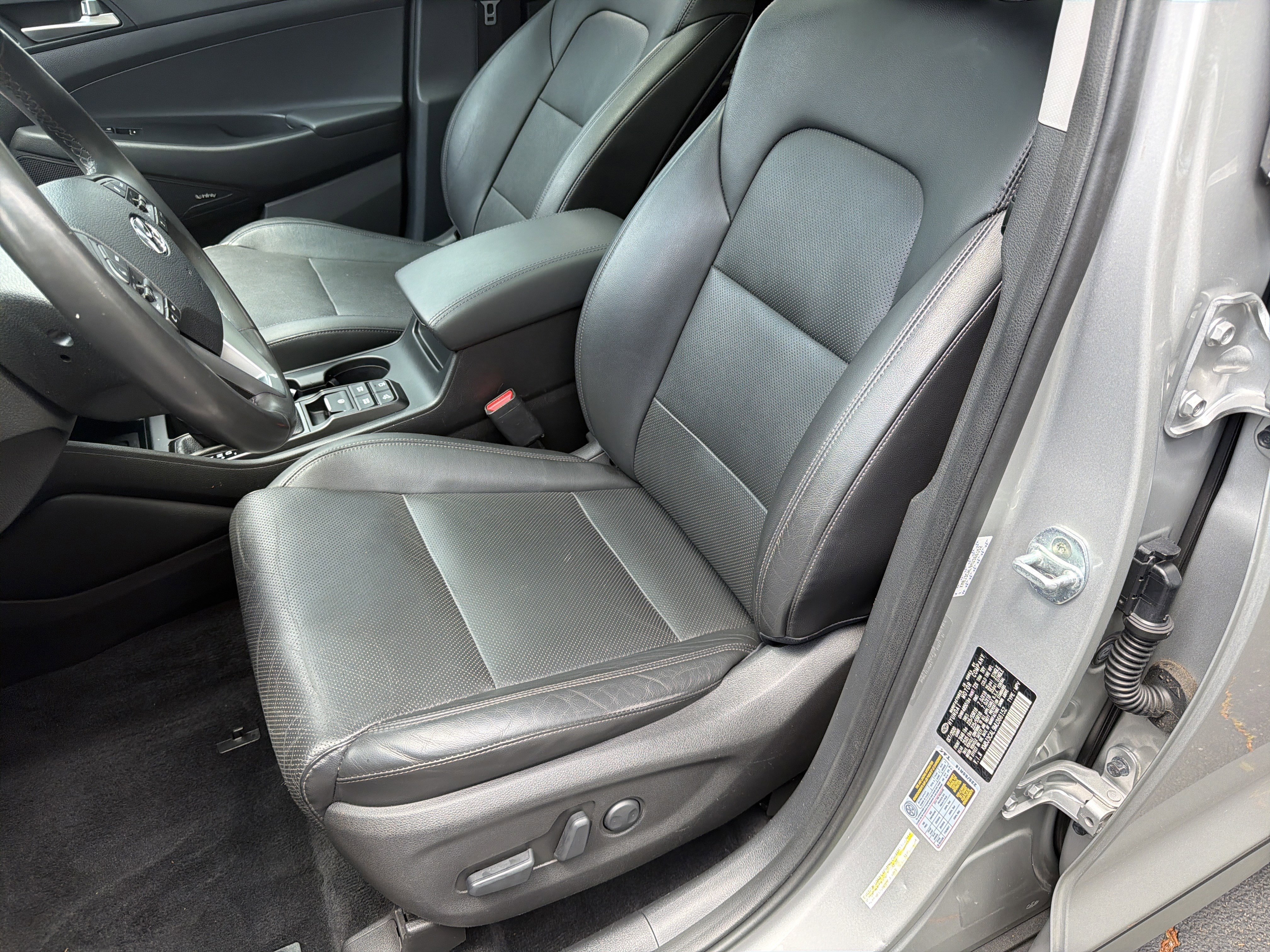 Used 2021 Stellar Silver Hyundai Ultimate image 11