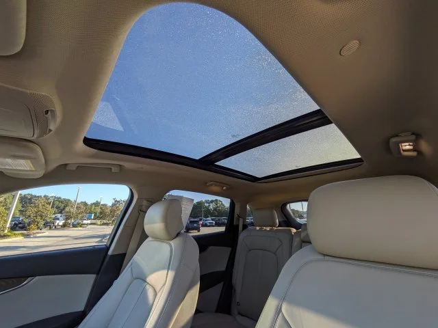 Certified Used 2019 Mocha Lincoln Reserve image 21