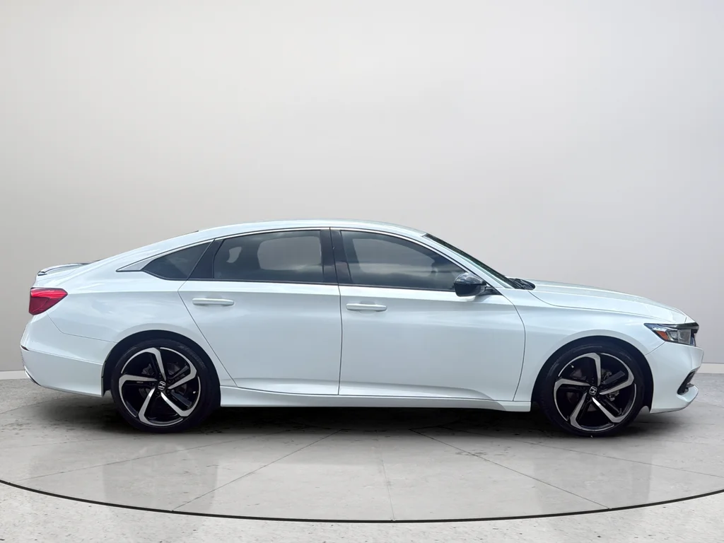 Used 2022 White Honda Sport image 5