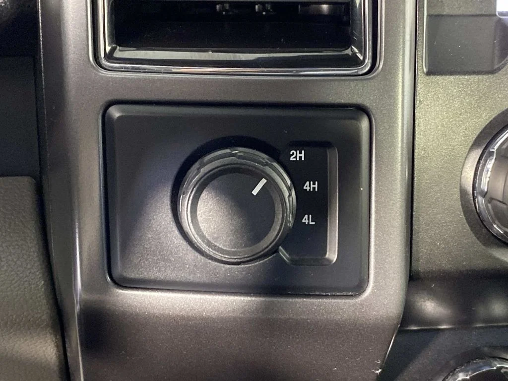Used 2019 Gray Ford XLT image 20