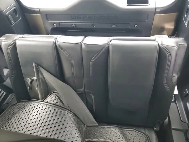 Used 2023 Gold Land Rover SE image 23