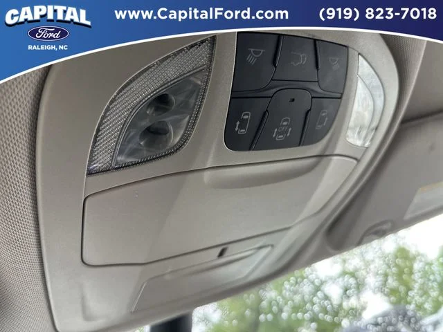 Used 2023 Silver Chrysler LX image 31
