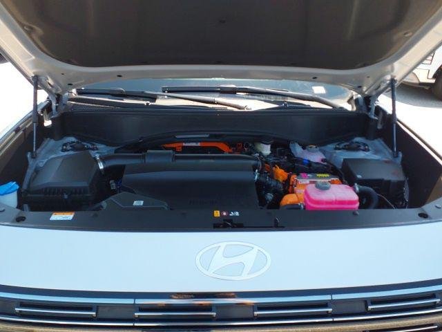 New 2026 Silver Hyundai Blue SEL Premium image 16