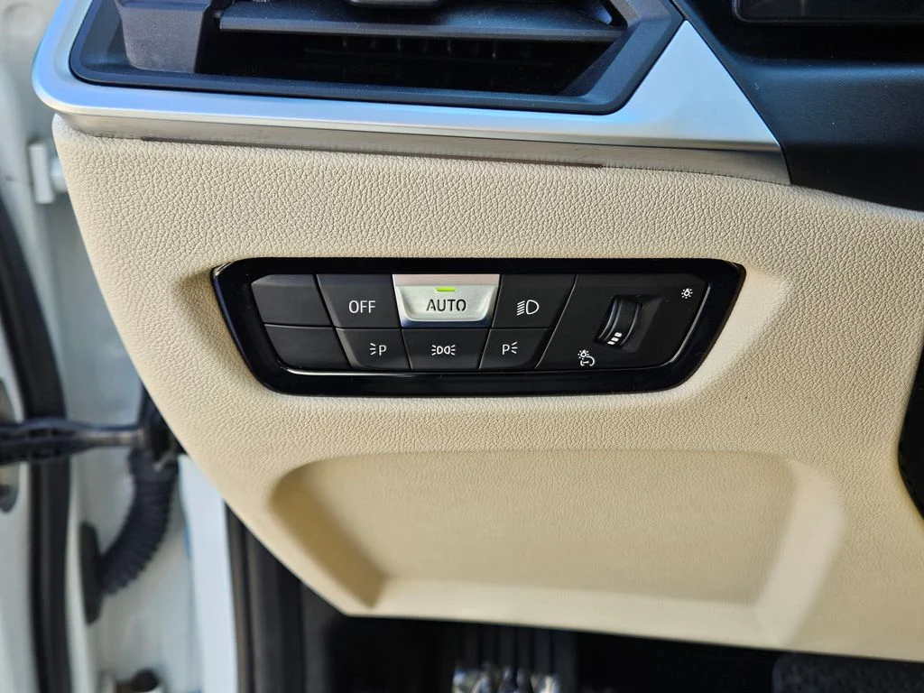 Certified Used 2023 Alpine White BMW 330i xDrive image 26