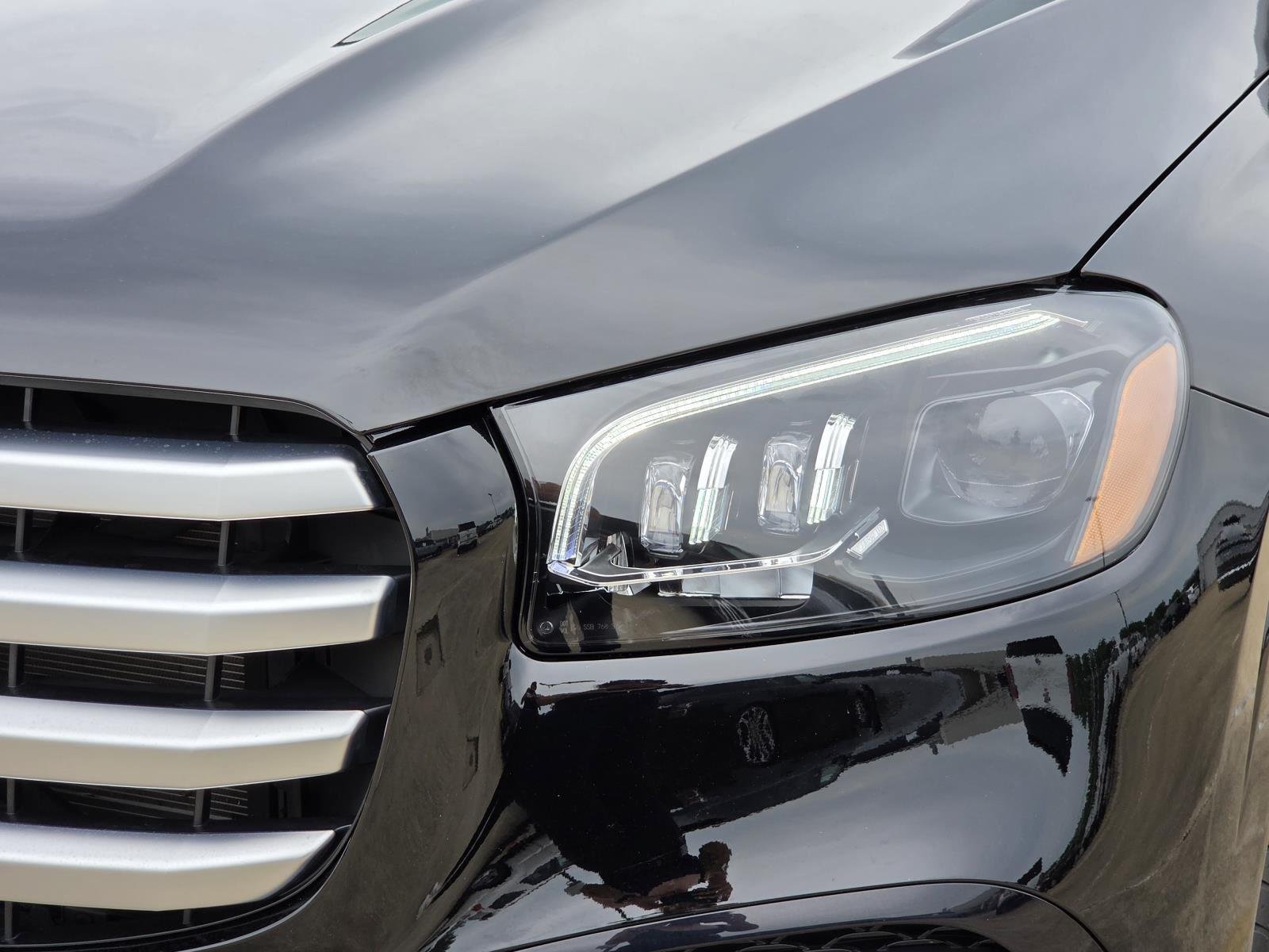 Used 2024 Obsidian Black Metallic Mercedes-Benz GLS image 8