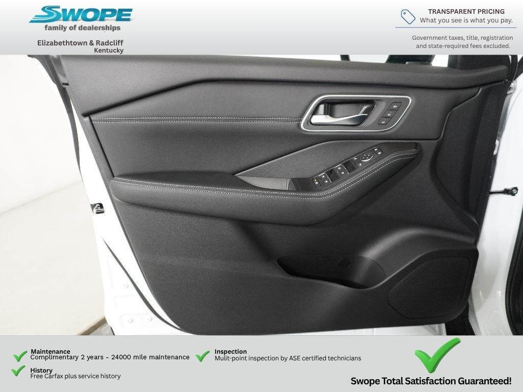 2026 Nissan Rogue Platinum - Photo 14
