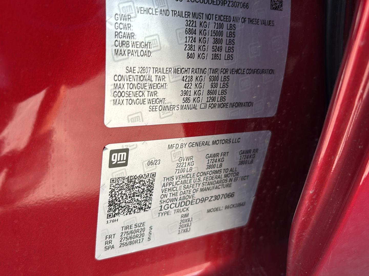 Used 2023 Radiant Red Chevrolet LT image 25