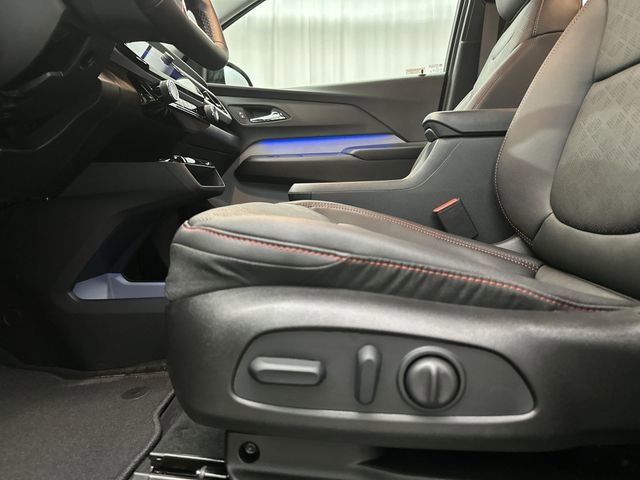 2027 Chevrolet Bolt RS - Photo 16