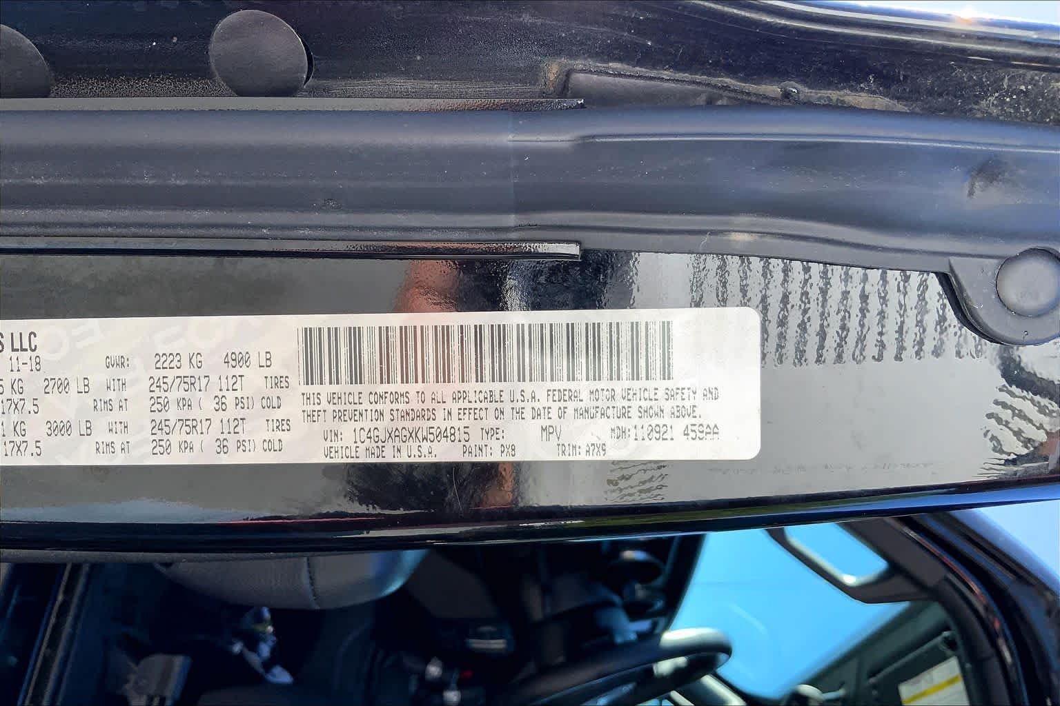 Used 2019 Black Clearcoat Jeep Sport S image 26