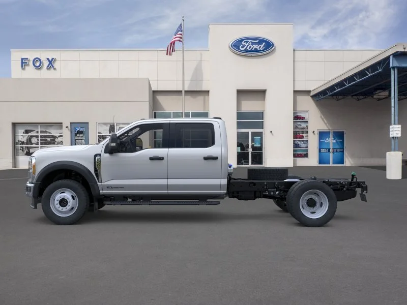 New 2026 Agate Black Metallic Ford F-550® XL image 3