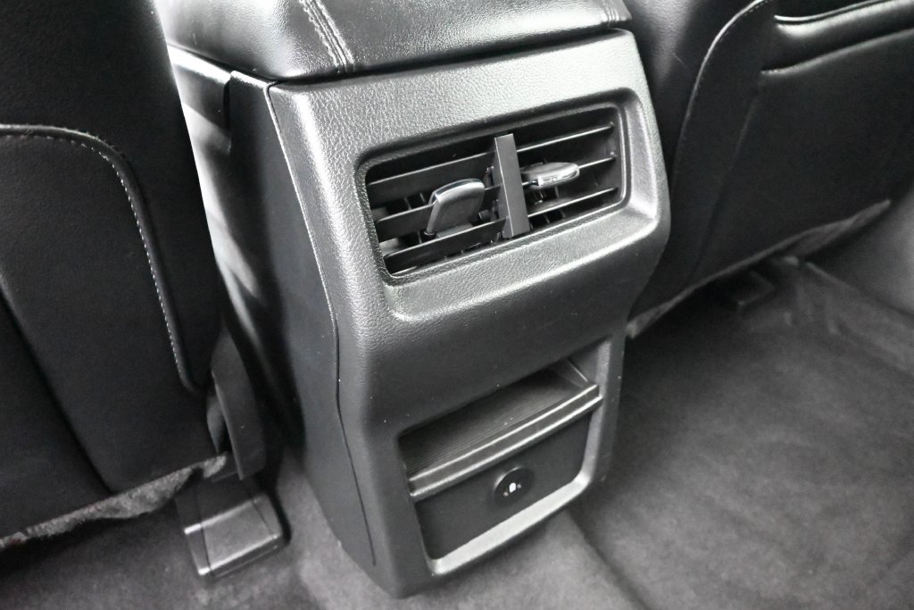 Used 2023 Black Ford SEL image 18