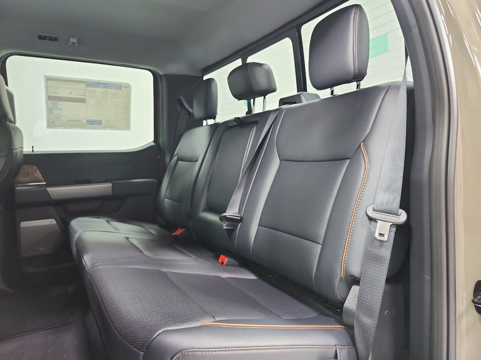 New 2027 Marsh Gray Metallic Ford F-250® Lariat® image 37