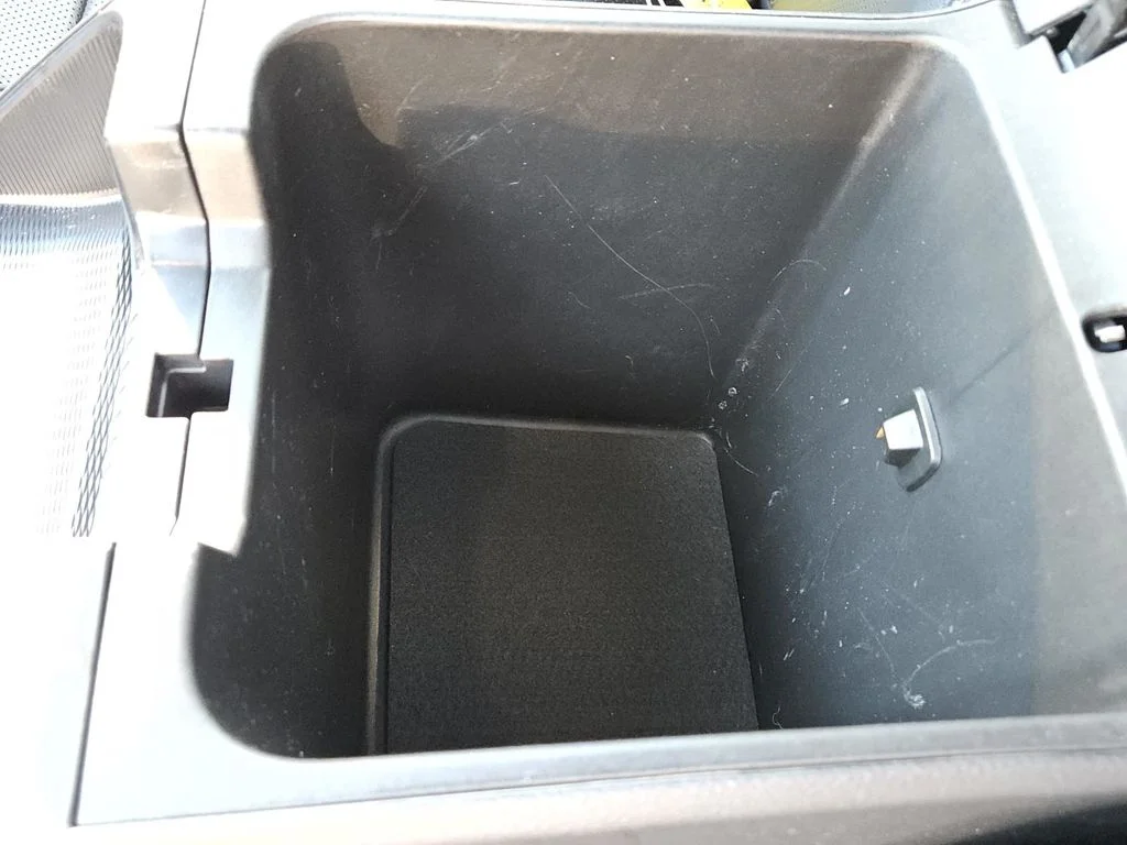 Used 2025 Black Jeep Limited image 35