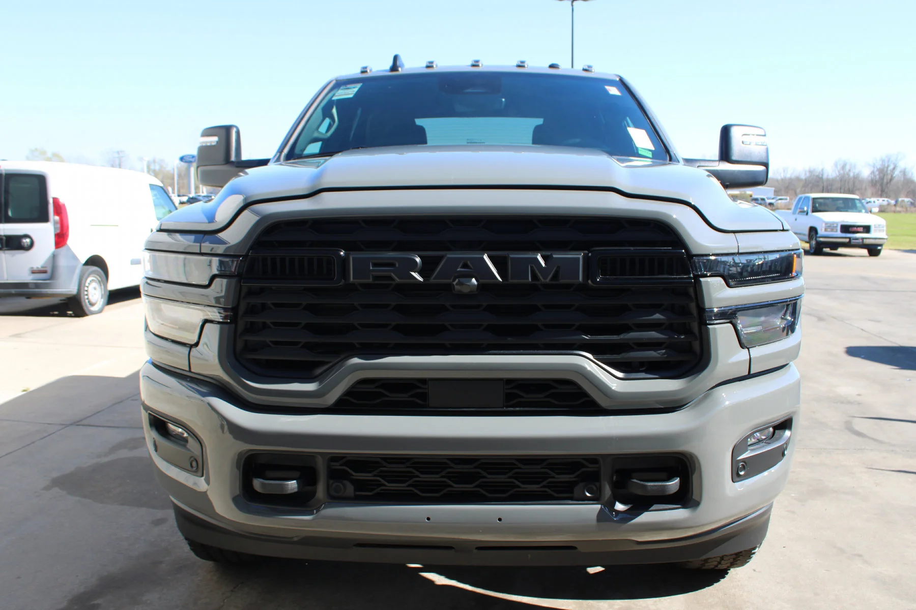 New 2026 Ceramic Gray Clear-Coat Exterior Paint RAM BIG HORN CREW CAB 4X4 image 26