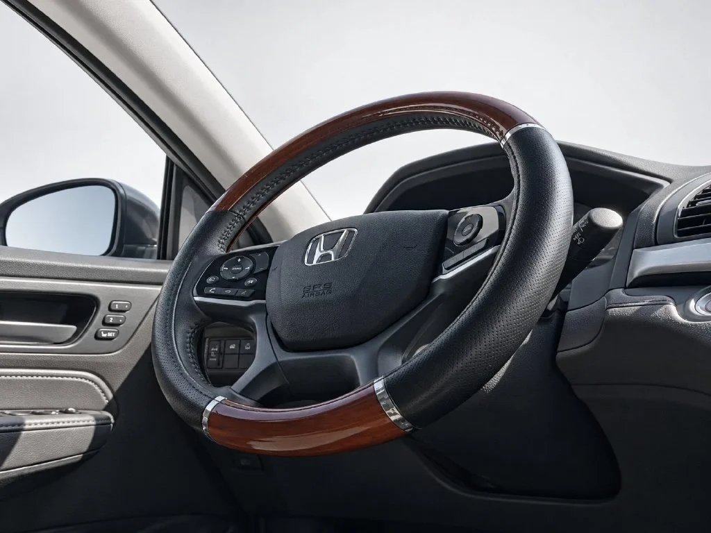 Used 2018  Honda EX-L image 26