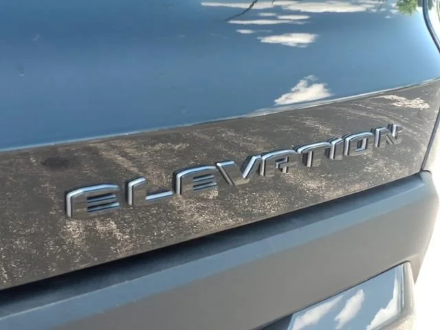 Used 2026 Ebony Twilight Metallic GMC Elevation image 23