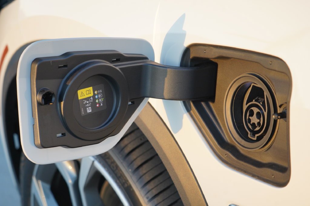 2026 BMW X5 50e - Photo 6