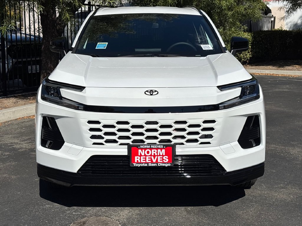New 2026 Ice Cap Toyota  SE image 5