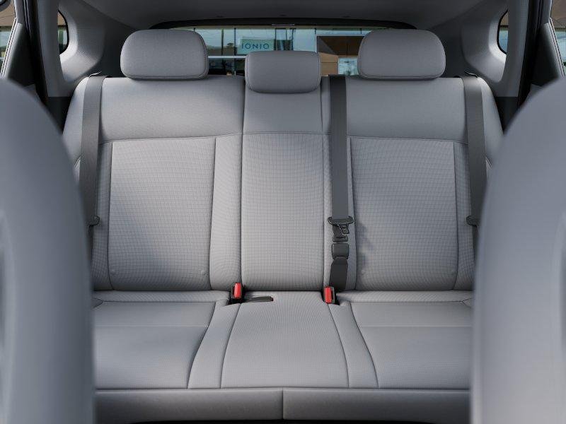 New 2027 Atlas White Hyundai SE FWD image 12