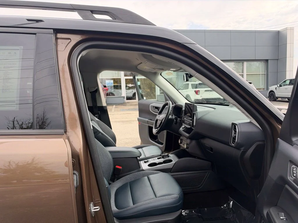 Used 2022 Smoke Metallic Ford Outer Banks image 23