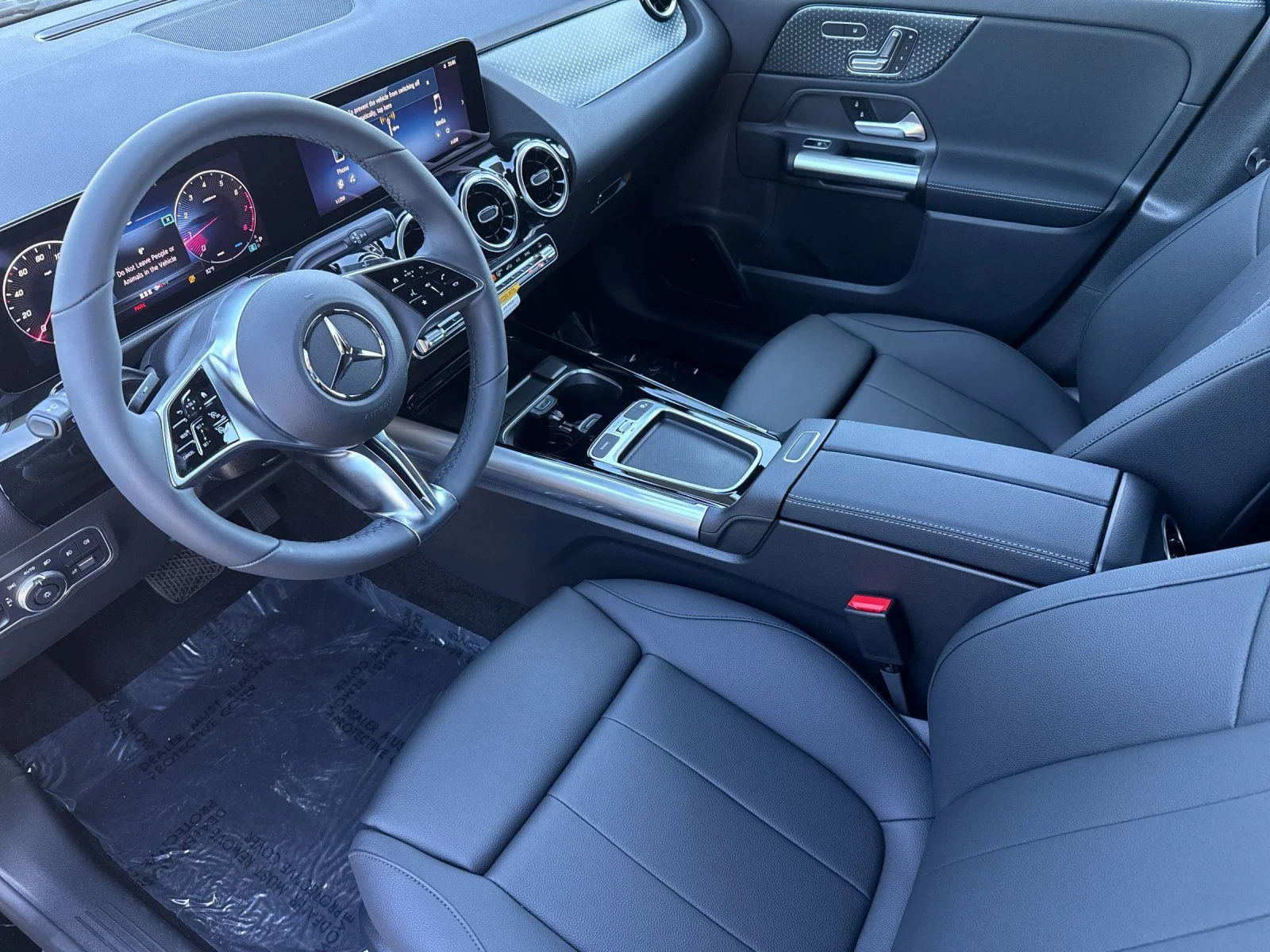 New 2026 Black Mercedes-Benz GLA 250 image 13