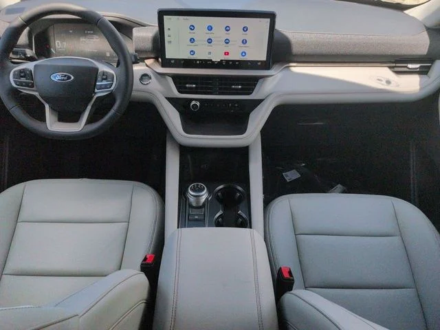 New 2026 Space White Metallic Ford Active image 18