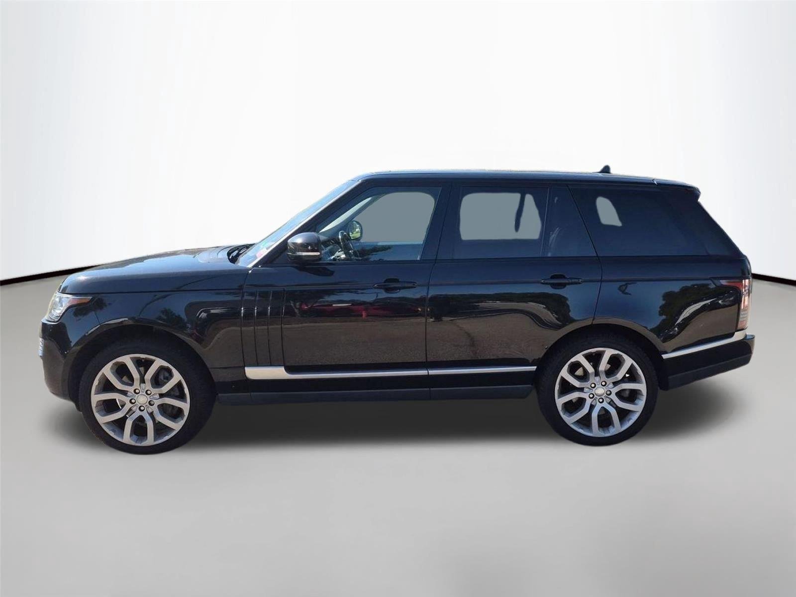 Used 2016 Santorini Black Land Rover HSE image 2