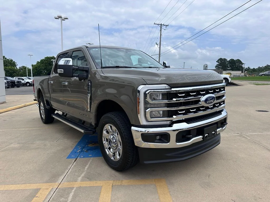 New 2026 Marsh Gray Ford Lariat image 6