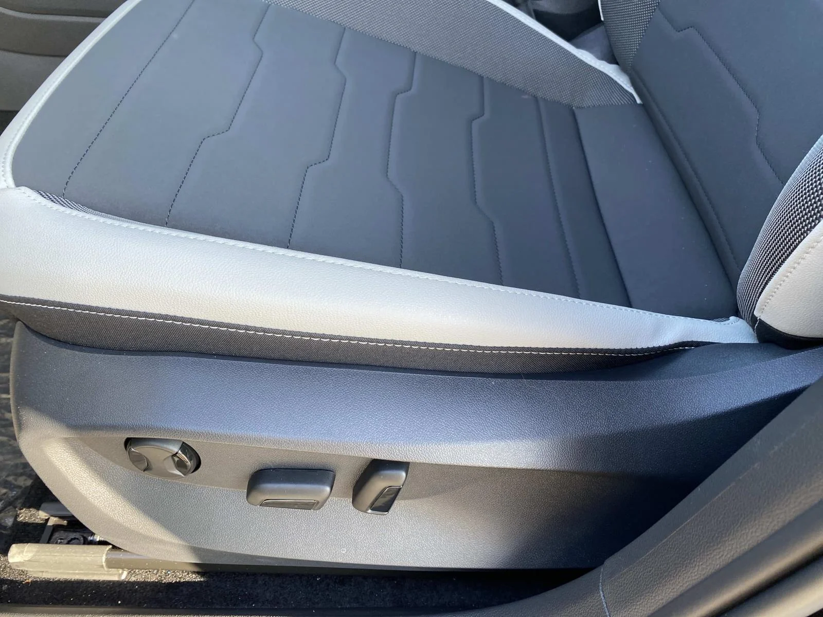 2026 Volkswagen Taos SE - Photo 10