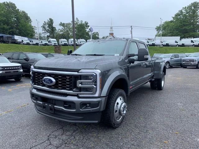 New 2026 Gray Ford F-450® Platinum® image 4