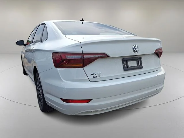 Used 2019 White Volkswagen 1.4T SE image 4